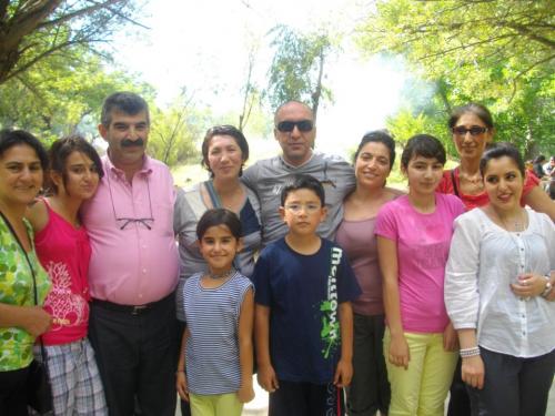 Zabit Hisman ailesi